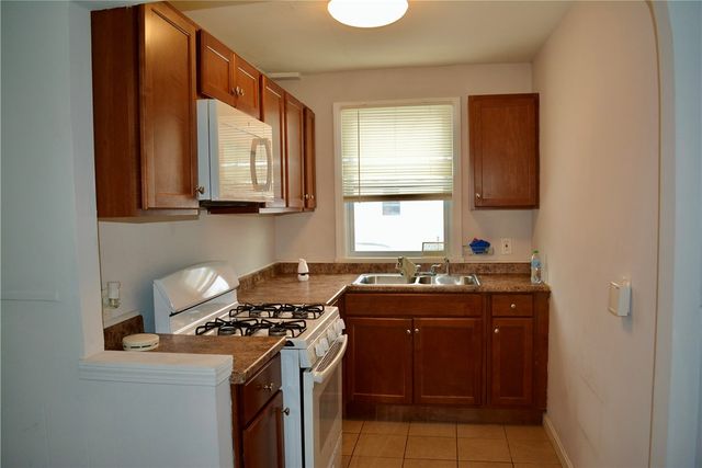 150 North Bend Street, Pawtucket, RI 02860