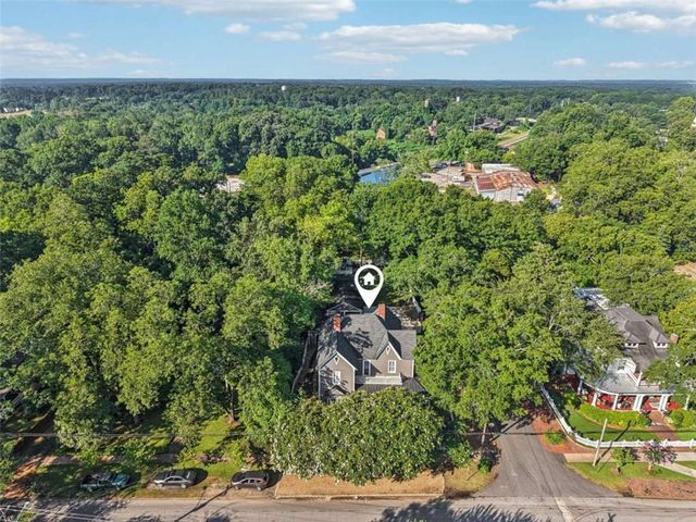 207 E Hightower Trail E, Social Circle, GA 30025