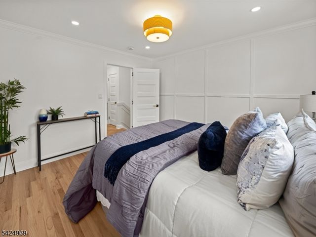 22 Radburn Rd, Fair Lawn Boro, NJ 07410