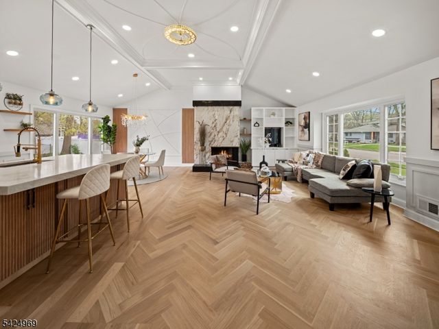 22 Radburn Rd, Fair Lawn Boro, NJ 07410