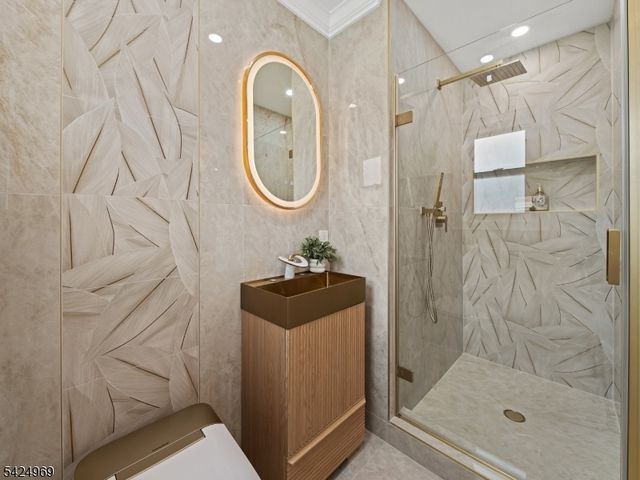 22 Radburn Rd, Fair Lawn Boro, NJ 07410