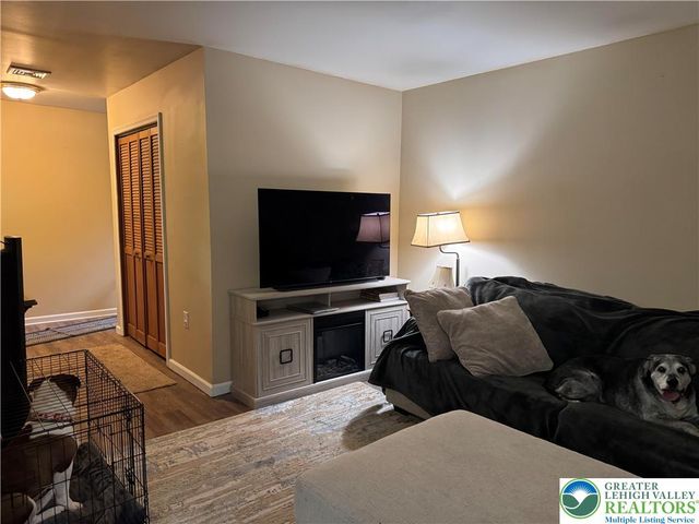 462 Plane Street, Weatherly Boro, PA 18255