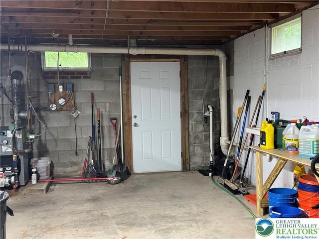 462 Plane Street, Weatherly Boro, PA 18255