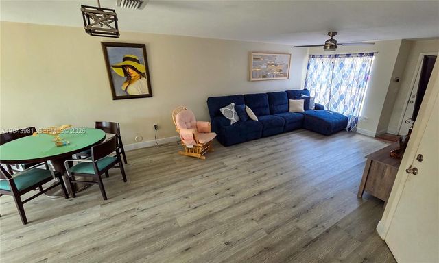 3377 NW 198th Ter, Miami Gardens, FL 33056