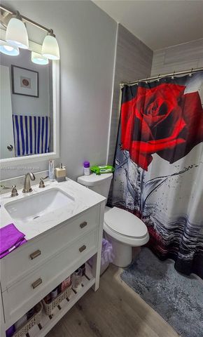 3377 NW 198th Ter, Miami Gardens, FL 33056