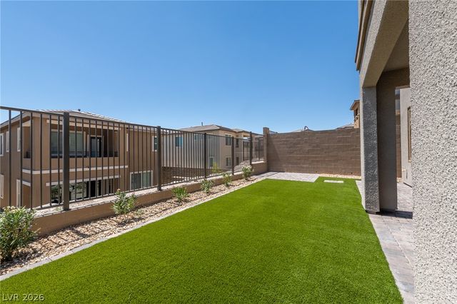 12397 Shoreline Echo Avenue, Las Vegas, NV 89138