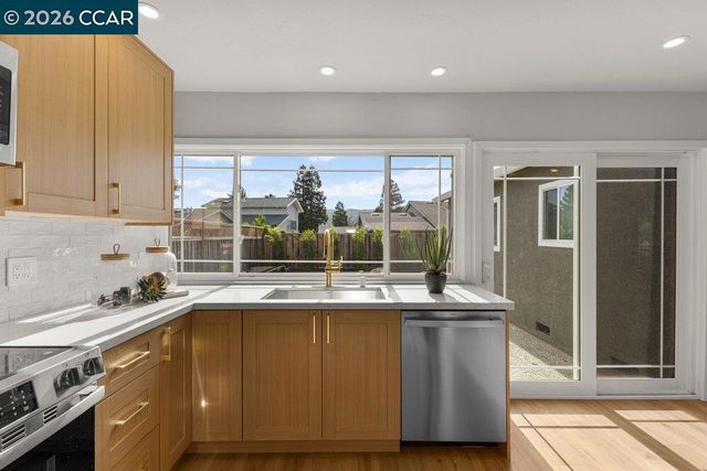 51 Sota Pl, San Ramon, CA 94583