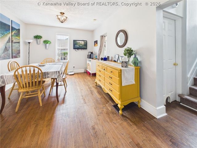 818 4th Street, Huntington, WV 25701