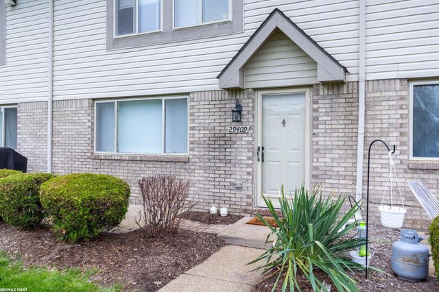 29409 Maurice Court, Chesterfield, MI 48047