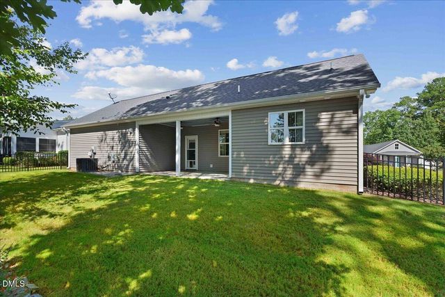 414 Ashley Wds Court, Clayton, NC 27527