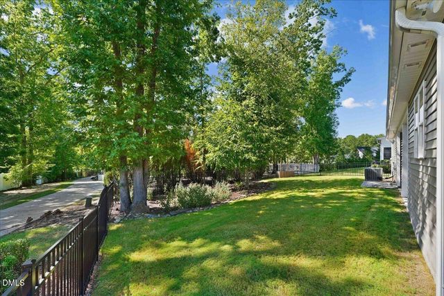 414 Ashley Wds Court, Clayton, NC 27527