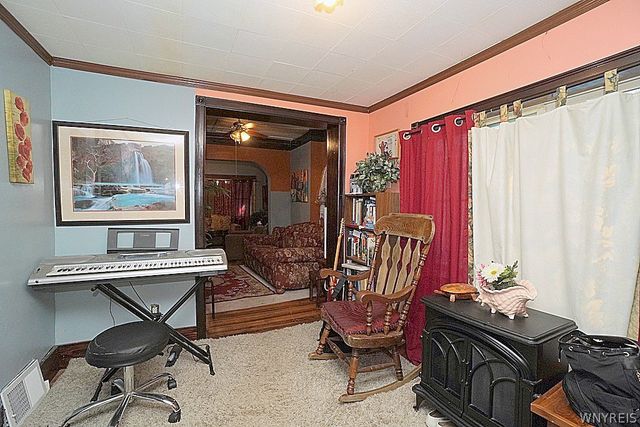 211 East Street, Buffalo, NY 14207