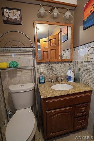 211 East Street, Buffalo, NY 14207