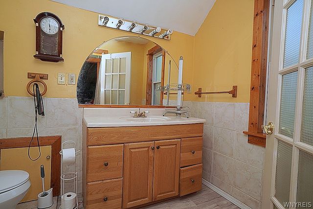 211 East Street, Buffalo, NY 14207
