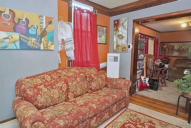211 East Street, Buffalo, NY 14207