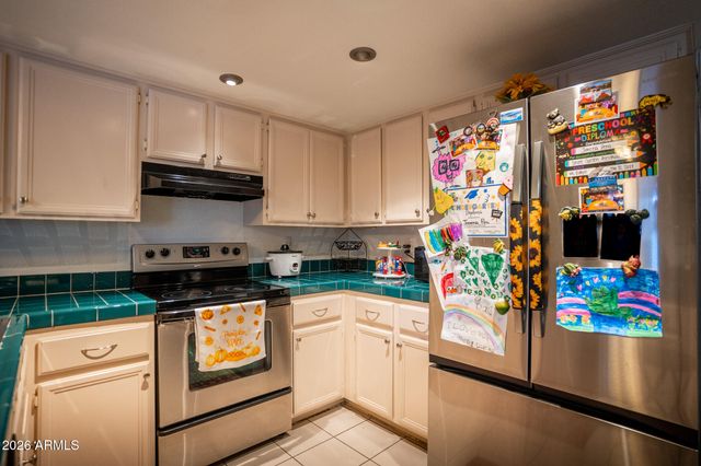 8619 N SHADOW Lane, Peoria, AZ 85345