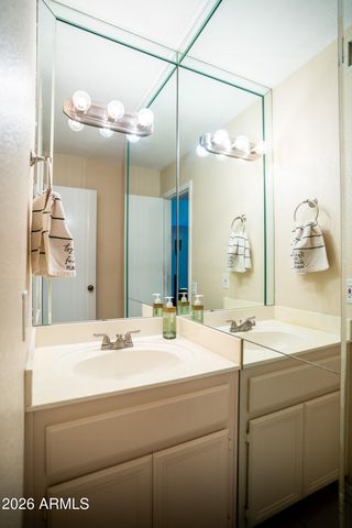 8619 N SHADOW Lane, Peoria, AZ 85345