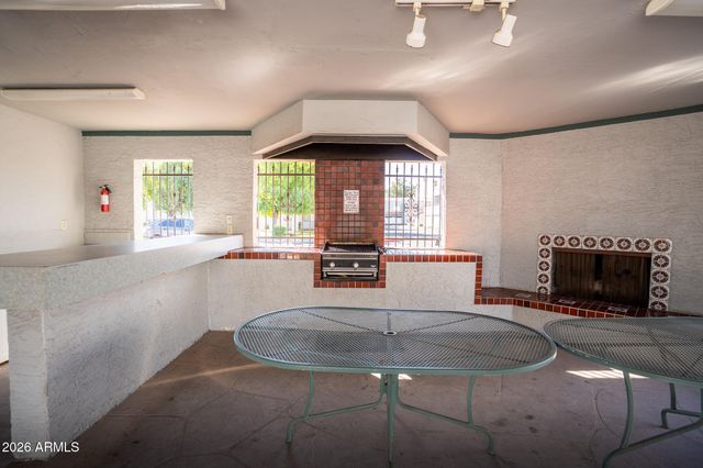 8619 N SHADOW Lane, Peoria, AZ 85345