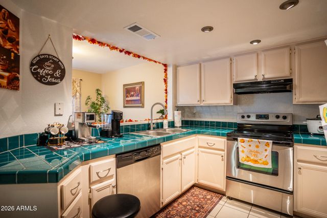 8619 N SHADOW Lane, Peoria, AZ 85345