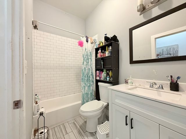 2815 W 25th Street, Chicago, IL 60623