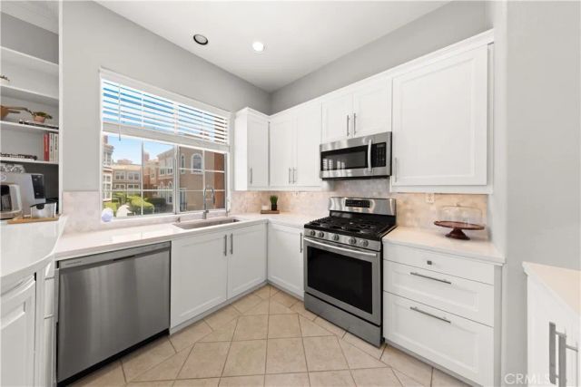 4 Imperial Aisle, Irvine, CA 92606