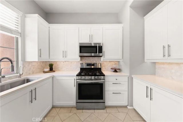 4 Imperial Aisle, Irvine, CA 92606