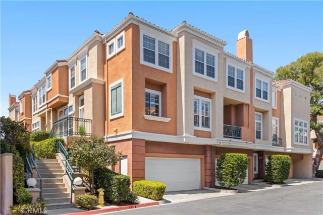 4 Imperial Aisle, Irvine, CA 92606