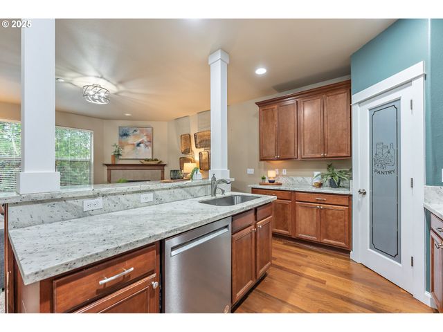 11347 Nw KIMBLE Ct, Portland, OR 97229