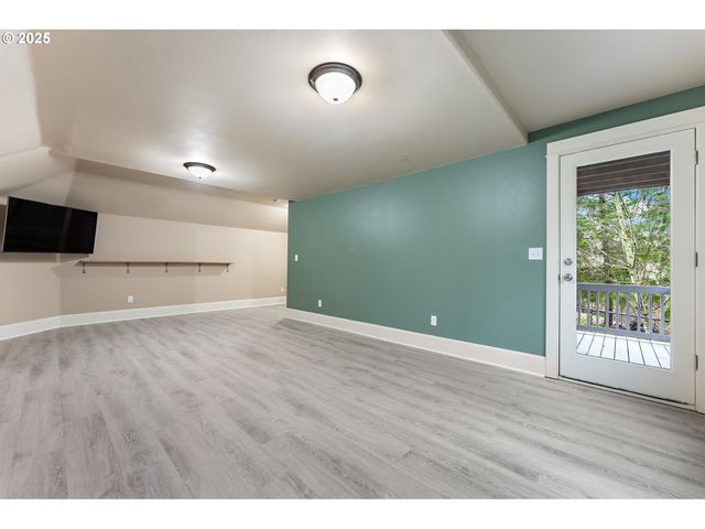 11347 Nw KIMBLE Ct, Portland, OR 97229