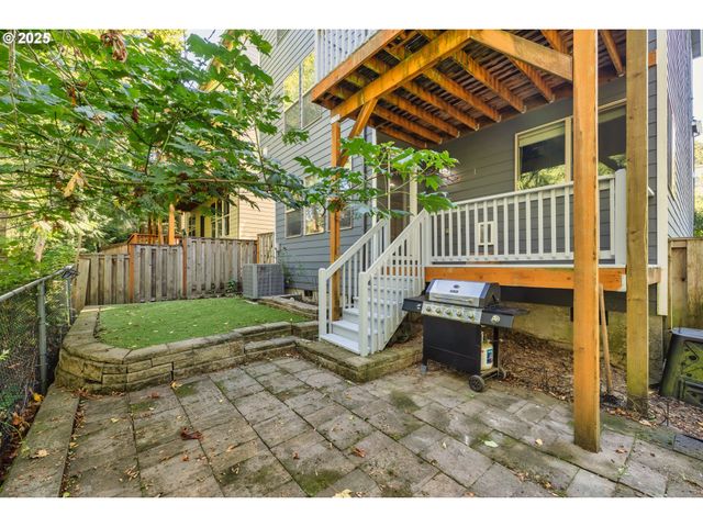 11347 Nw KIMBLE Ct, Portland, OR 97229