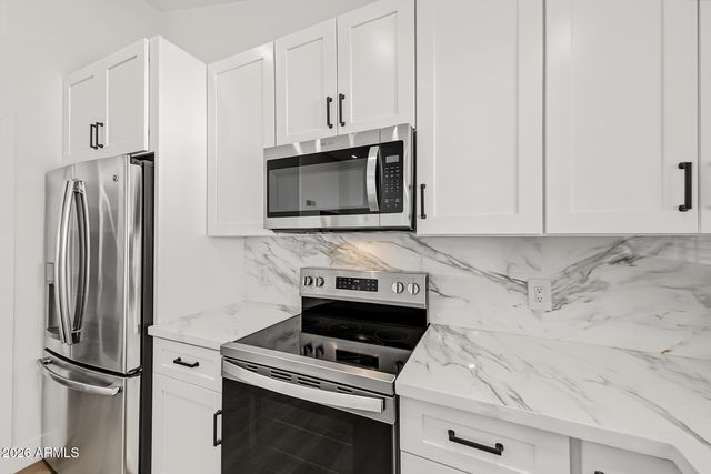 18819 N 47TH Avenue, Glendale, AZ 85308