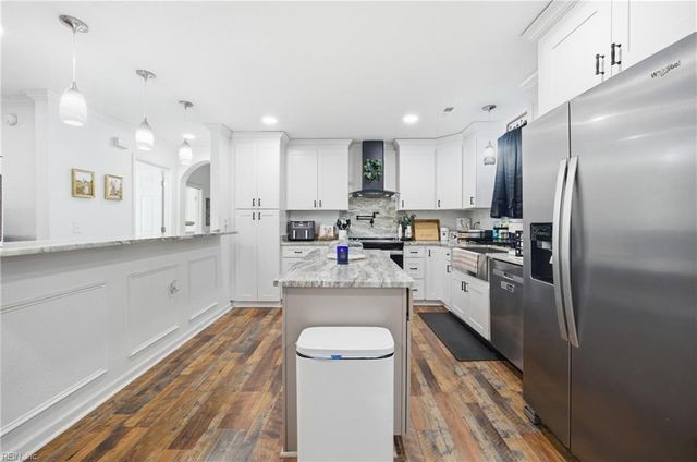 1109 Fentress RD, Chesapeake, VA 23322