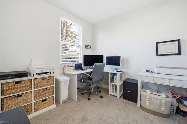 1109 Fentress RD, Chesapeake, VA 23322