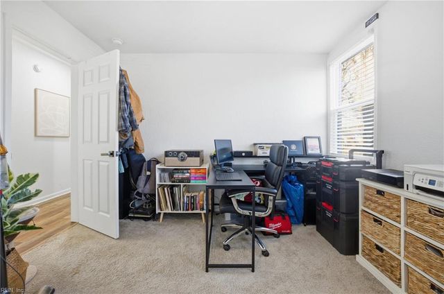 1109 Fentress RD, Chesapeake, VA 23322