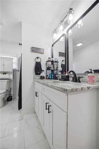 1109 Fentress RD, Chesapeake, VA 23322