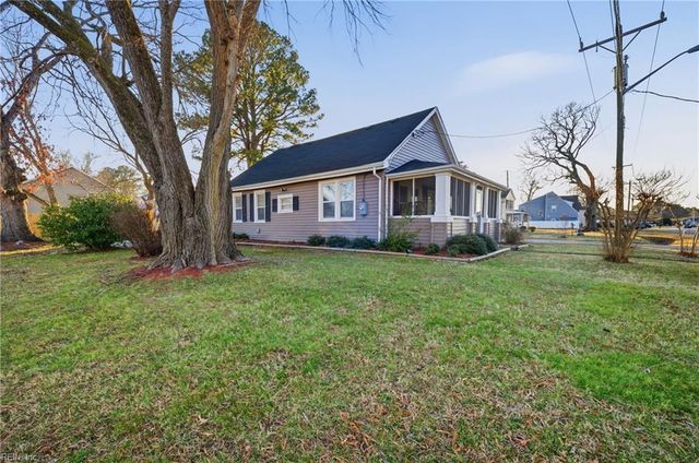 1109 Fentress RD, Chesapeake, VA 23322
