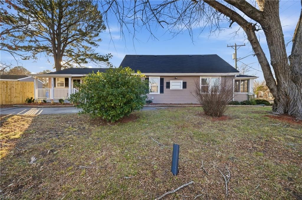 1109 Fentress RD, Chesapeake, VA 23322
