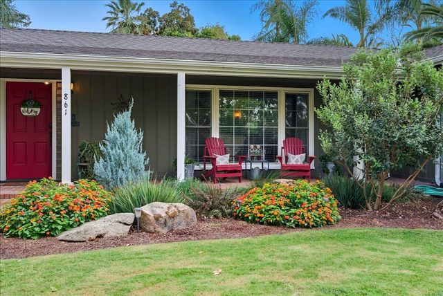 861 E Sycamore Avenue, Tulare, CA 93274