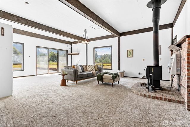 5221 Mitchell Road, Deming, WA 98224