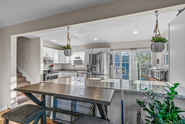 923 Jasper Street, Medford, OR 97501