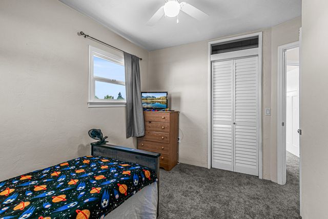 923 Jasper Street, Medford, OR 97501