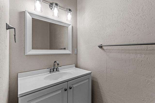 923 Jasper Street, Medford, OR 97501