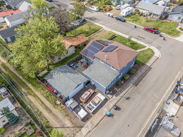 923 Jasper Street, Medford, OR 97501