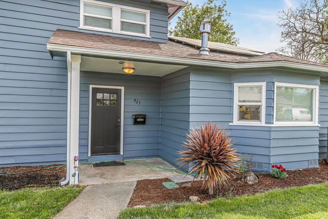 923 Jasper Street, Medford, OR 97501