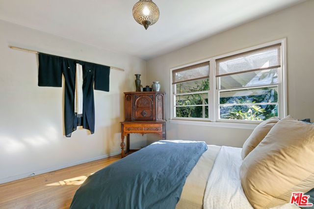 11672 Erwin Street, North Hollywood (los Angeles), CA 91606