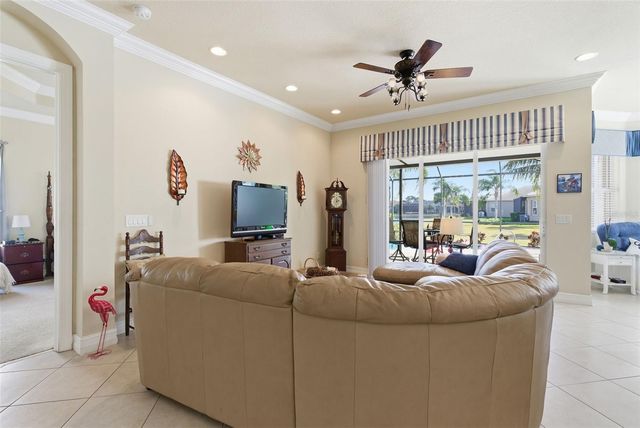 16207 CAPE CORAL DRIVE, Wimauma, FL 33598