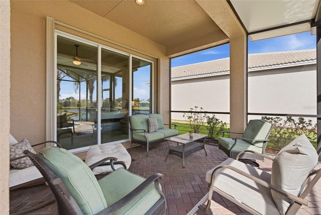 16207 CAPE CORAL DRIVE, Wimauma, FL 33598