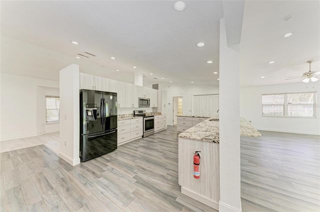 6315 4TH AVENUE NW, Bradenton, FL 34209