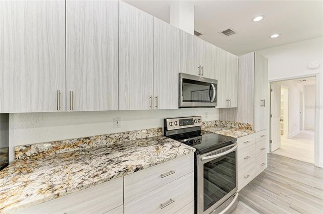 6315 4TH AVENUE NW, Bradenton, FL 34209