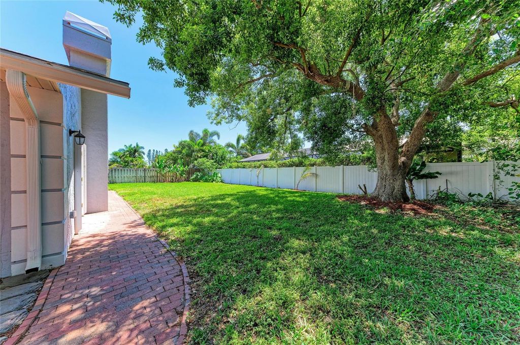 Image 50 of property listing at 6315 4TH AVENUE NW, Bradenton, FL 34209